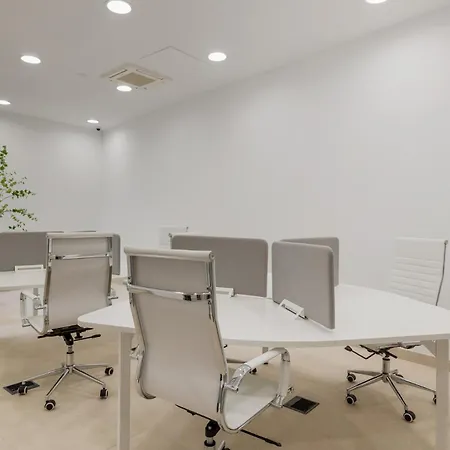 Daire Vivi Homes - Serena Pool, Cinema, Gym & Fuengirola