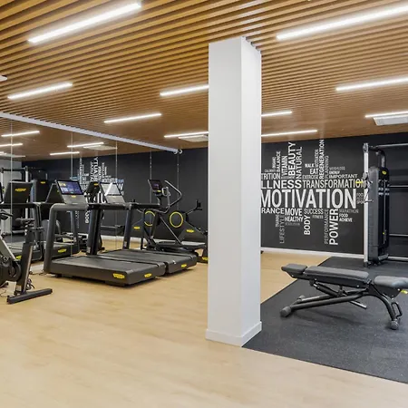 Vivi Homes - Serena Pool, Cinema, Gym & Apartment Fuengirola