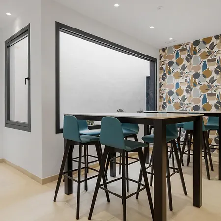 Vivi Homes - Serena Pool, Cinema, Gym &