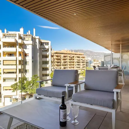 Vivi Homes - Serena Pool, Cinema, Gym & Lejlighed Fuengirola