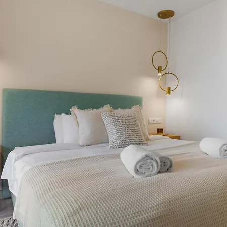 Vivi Homes - Serena Pool, Cinema, Gym & *