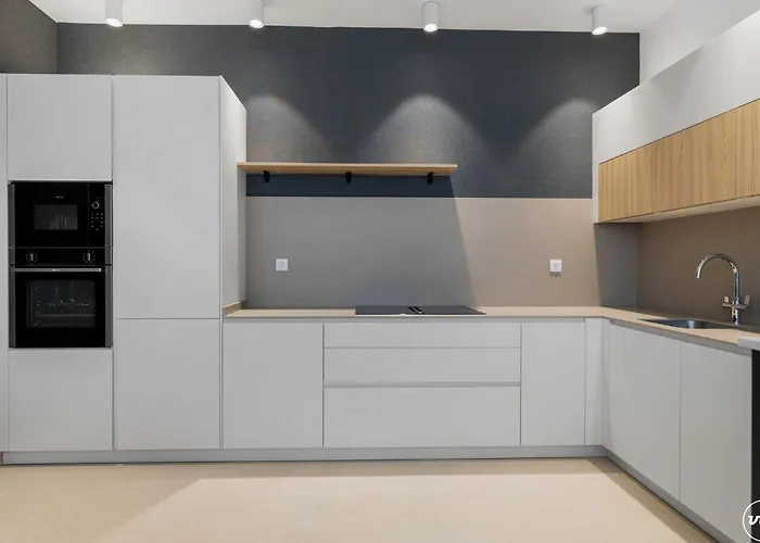 Vivi Homes - Serena Pool, Cinema, Gym & *