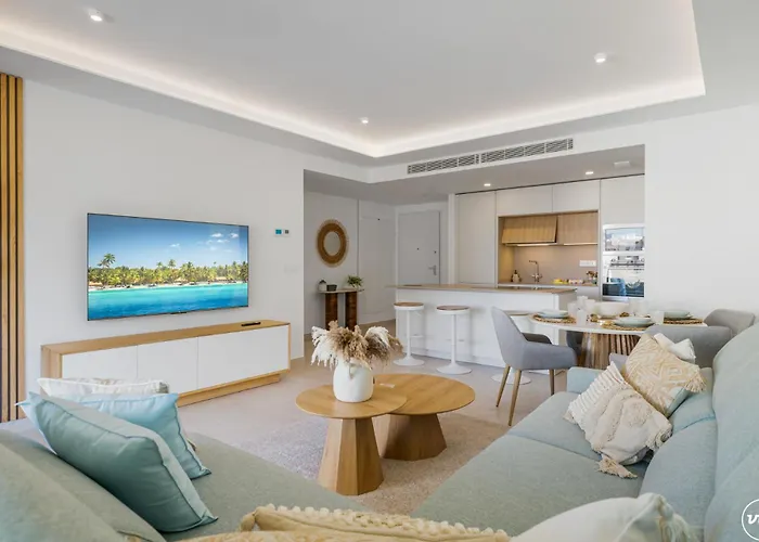 Vivi Homes - Serena Pool, Cinema, Gym & Apartamento *